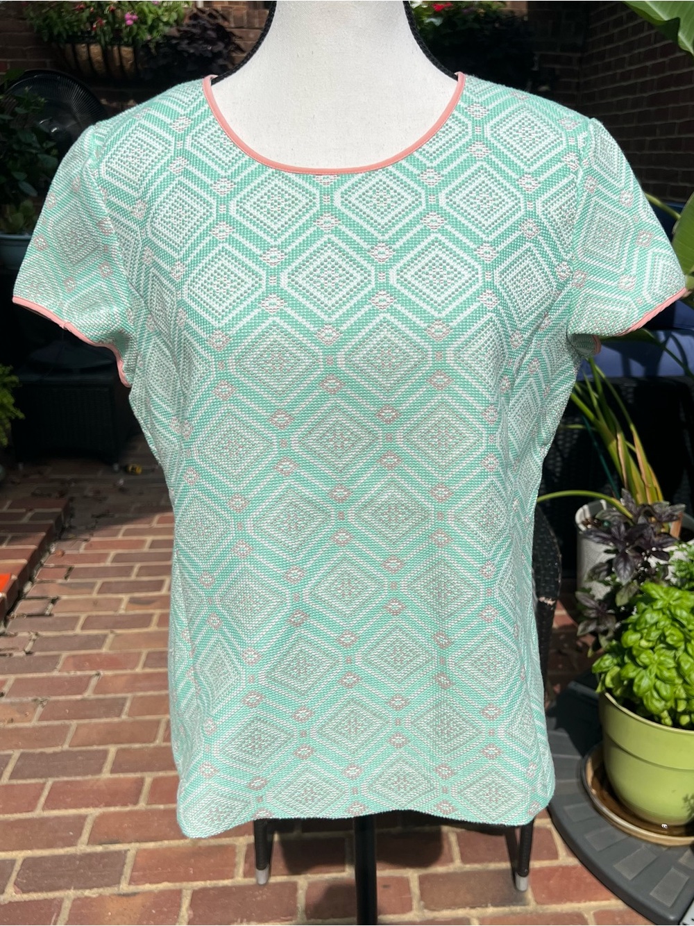 Sail to Sable Cabbage Jacquard Twisting Top Sz M Coastal Office Country Club New
